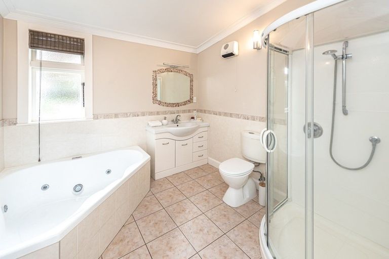 Photo of property in 12 Tregarth Street, Saint Johns Hill, Whanganui, 4501