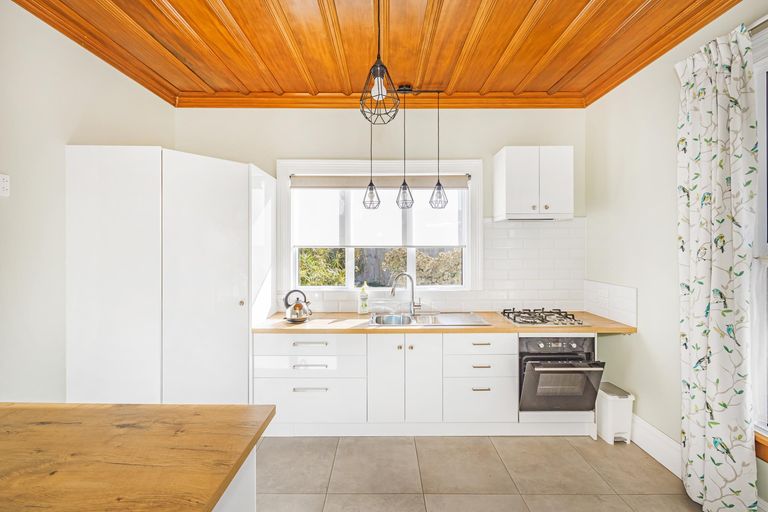 Photo of property in 10 Derwent Street, Oamaru, 9400