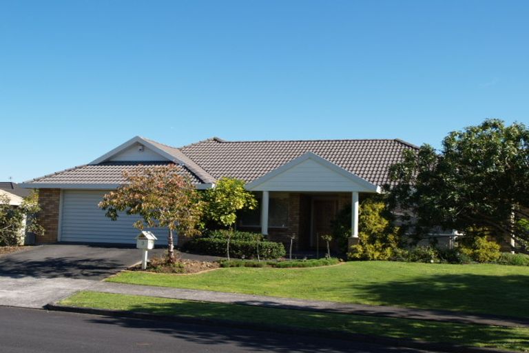 Photo of property in 3 Travers Place, Northpark, Auckland, 2013