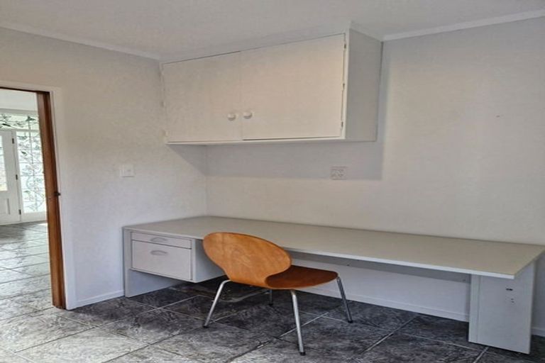 Photo of property in 2 Alexander Avenue, Torbay, Auckland, 0630