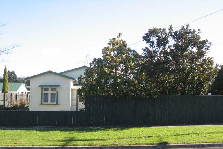 Photo of property in 30 Augustus Street, Carterton, 5713
