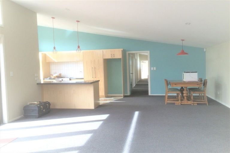 Photo of property in 240 Estuary Road, South New Brighton, Christchurch, 8062