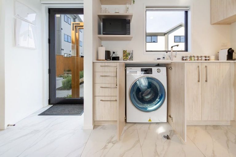 Photo of property in 11/180 Marine Parade, New Brighton, Christchurch, 8083