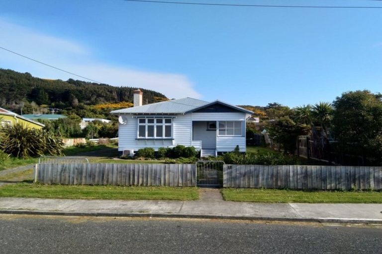 Photo of property in 12 Foyle Street, Bluff, 9814