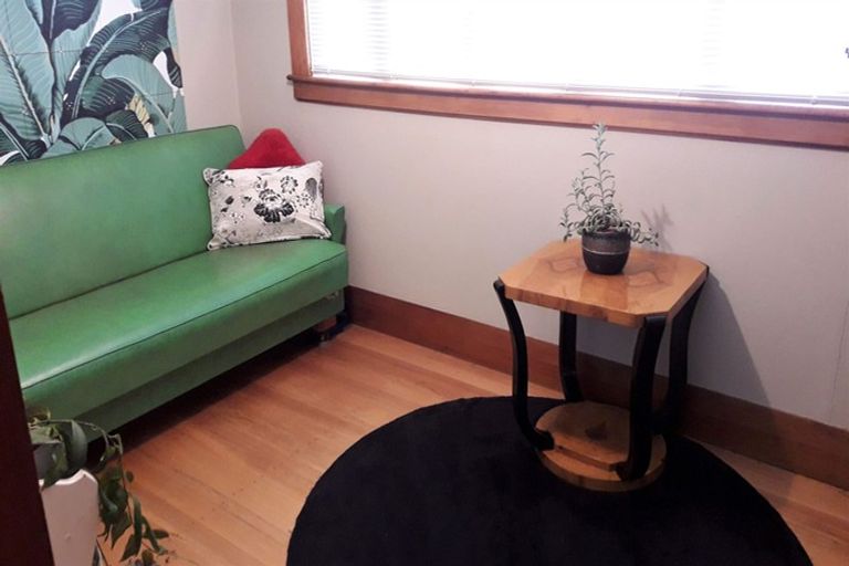 Photo of property in 14 Clyde Street, Oamaru North, Oamaru, 9400