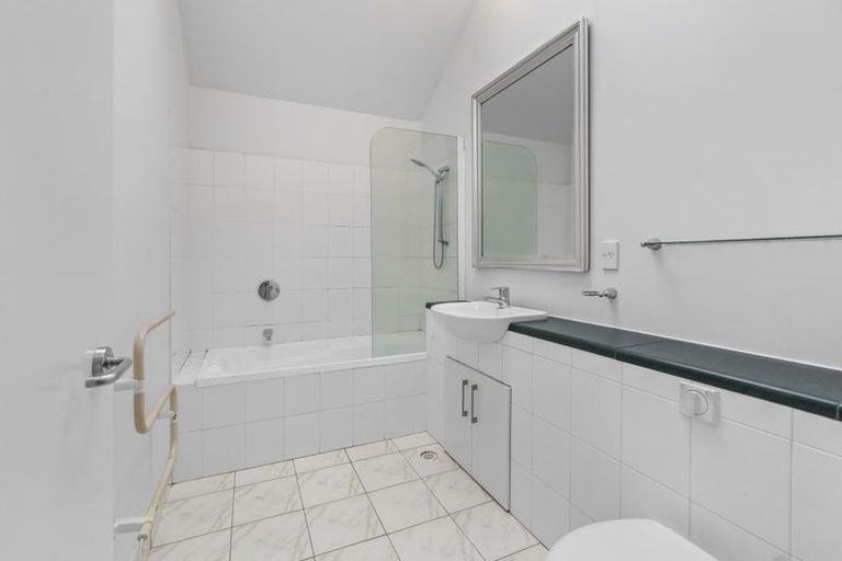 Photo of property in 9/28 Williamson Avenue, Grey Lynn, Auckland, 1021