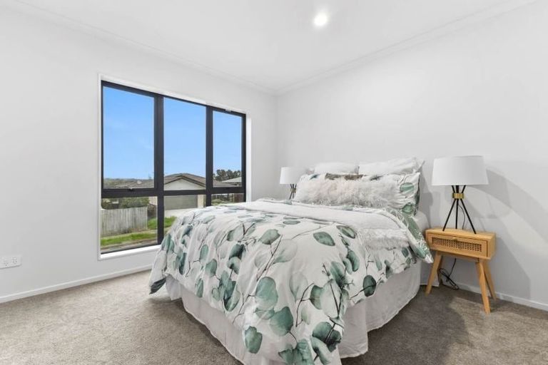 Photo of property in 106c Parkhaven Drive, Rosehill, Papakura, 2113