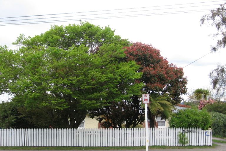 Photo of property in 214 Clayton Road, Mangakakahi, Rotorua, 3015