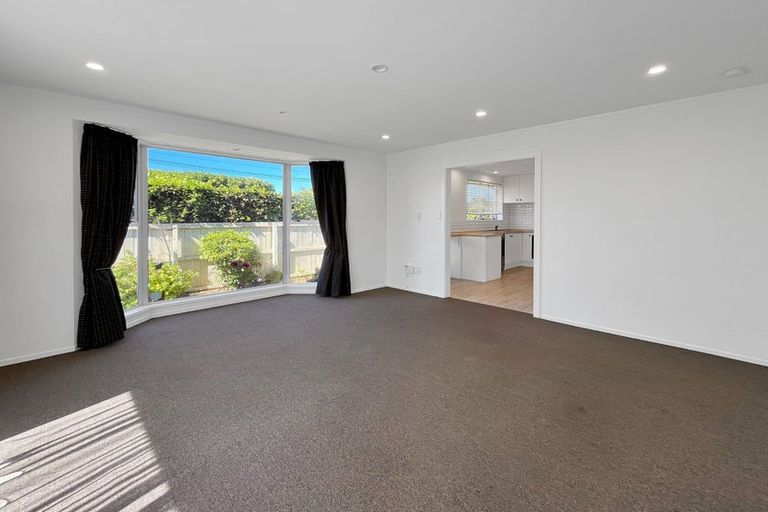 Photo of property in 1/23 Withells Road, Avonhead, Christchurch, 8042