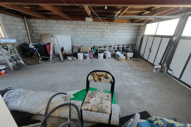 Photo of property in 7 Drayton Drive, Mount Pleasant, Christchurch, 8081