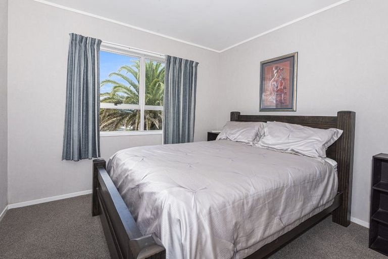 Photo of property in 19 West View Crescent, Onerahi, Whangarei, 0110