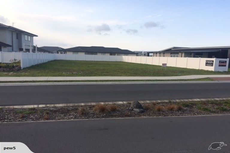 Photo of property in 41 Stace Hopper Drive, One Tree Point, 0118