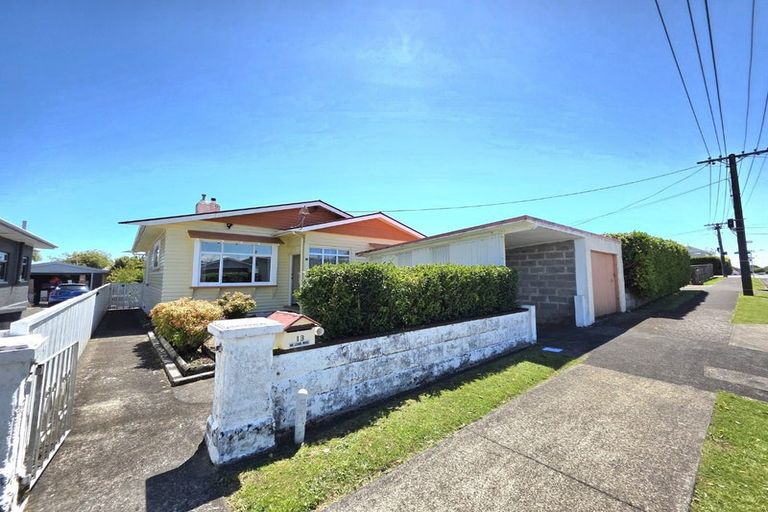Photo of property in 13 Ngaio Street, Strandon, New Plymouth, 4312