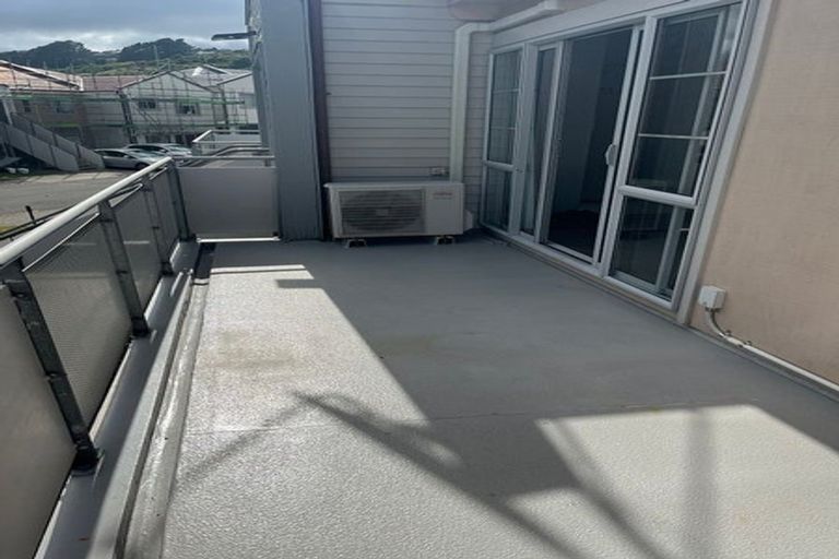 Photo of property in Monterey Apartments, 53/232 Middleton Road, Glenside, Wellington, 6037