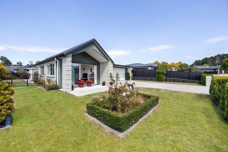 Photo of property in 46 Oak Ridge Drive, Te Awamutu, 3800