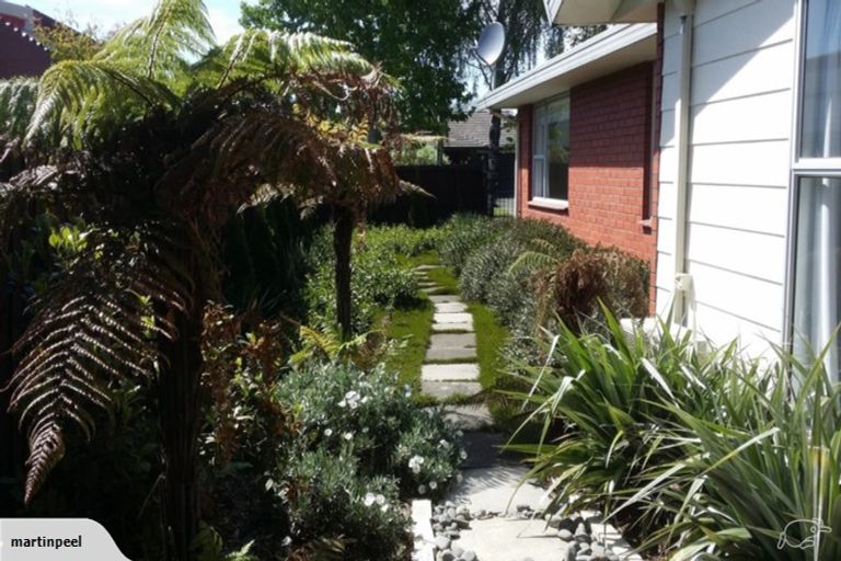 Photo of property in 38 Sayers Crescent, Ilam, Christchurch, 8041