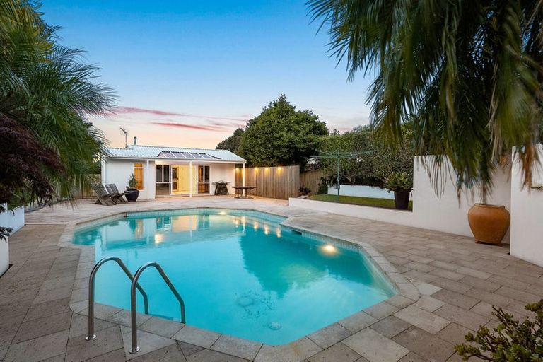 Photo of property in 59 East Coast Road, Castor Bay, Auckland, 0620