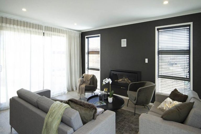 Photo of property in 92 Kahui Parade, Karaka, Papakura, 2113