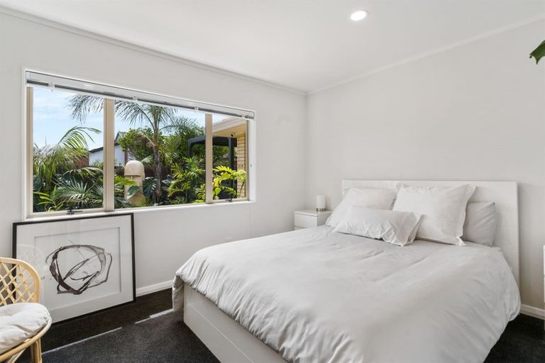 Photo of property in 16 Motutapu Avenue, Manly, Whangaparaoa, 0930