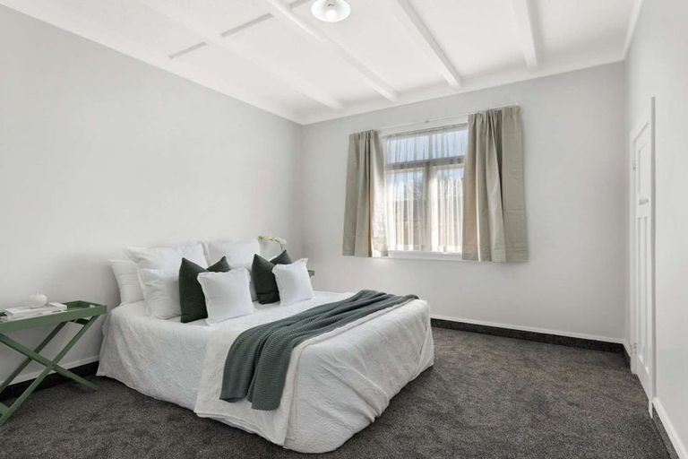 Photo of property in 1/705 Heretaunga Street East, Parkvale, Hastings, 4122