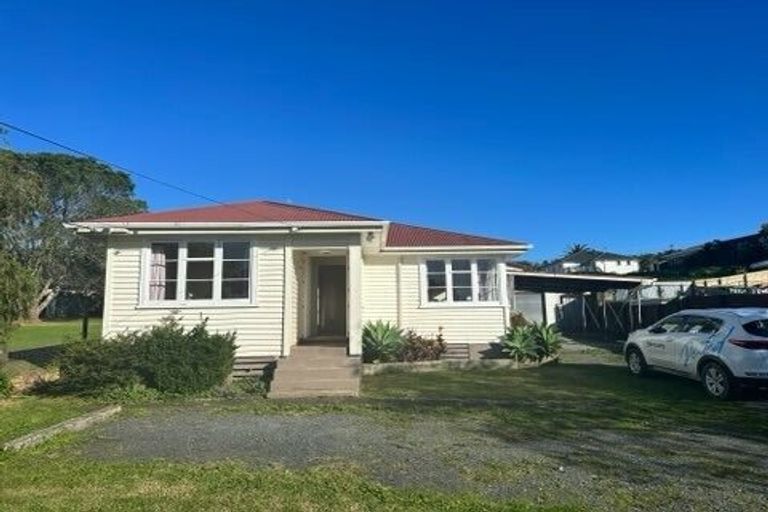 Photo of property in 9 Pukemiro Road, Te Kamo, Whangarei, 0112