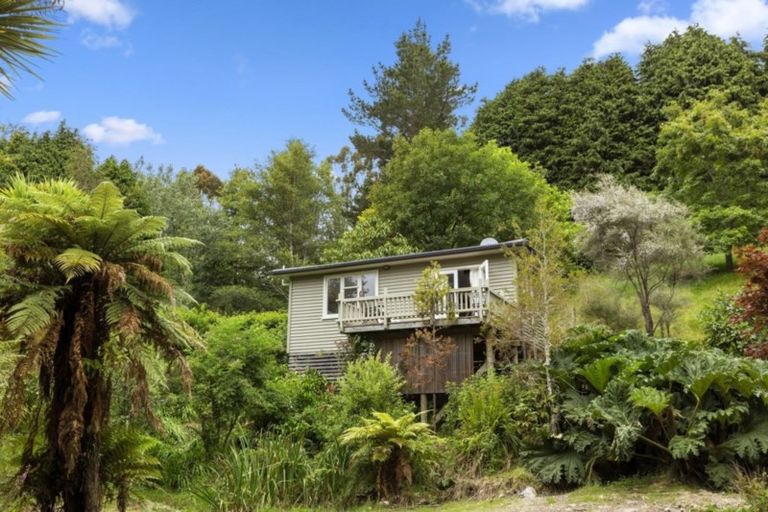 Photo of property in 959 Whitemans Valley Road, Whitemans Valley, Upper Hutt, 5371