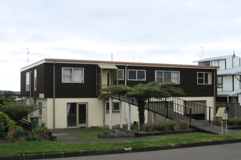 Photo of property in 12 Seaway Terrace, Otumoetai, Tauranga, 3110