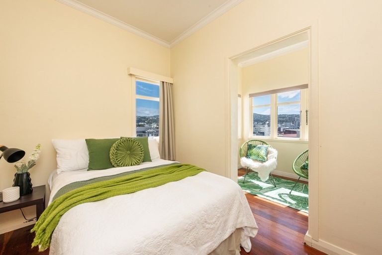 Photo of property in 2/2 Hawker Street, Mount Victoria, Wellington, 6011
