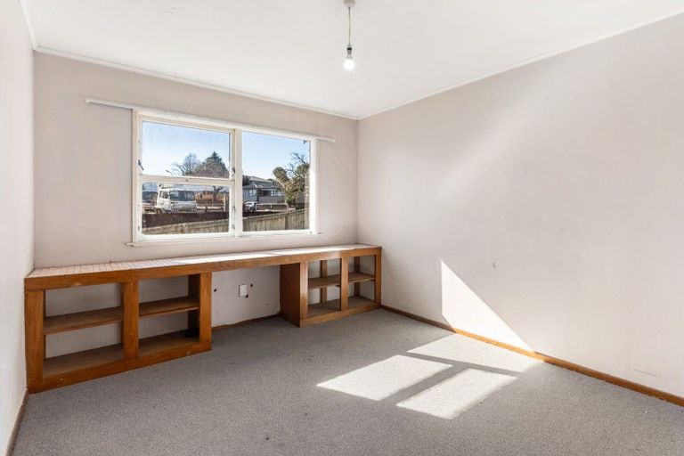 Photo of property in 21 Hobart Crescent, Wattle Downs, Auckland, 2103