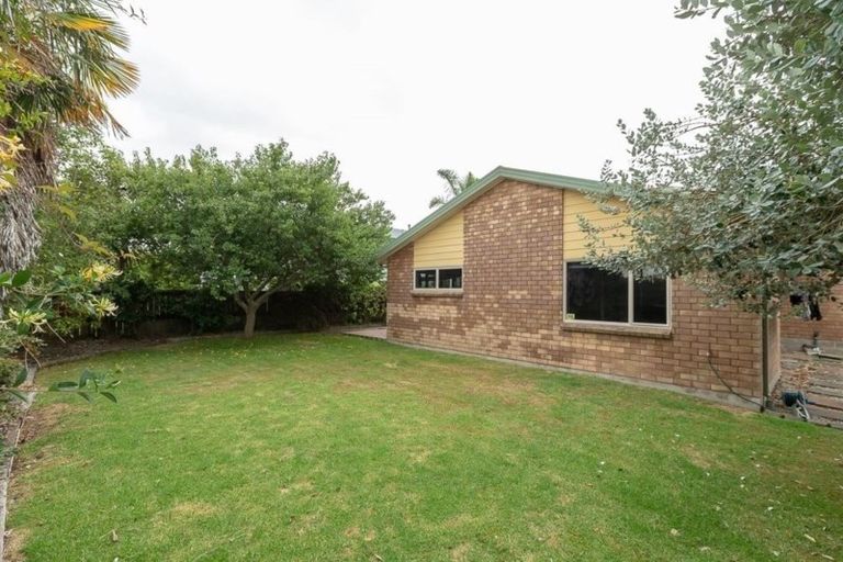 Photo of property in 215 Pukete Road, Pukete, Hamilton, 3200