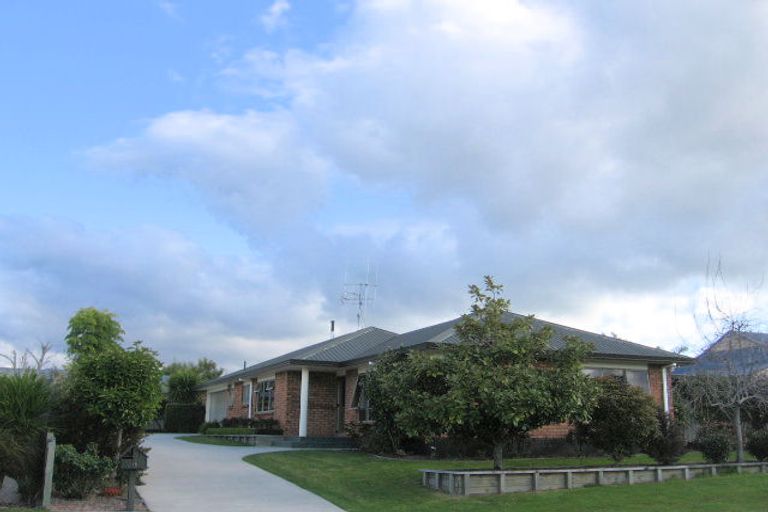 Photo of property in 15 Kopu Drive, Pyes Pa, Tauranga, 3112
