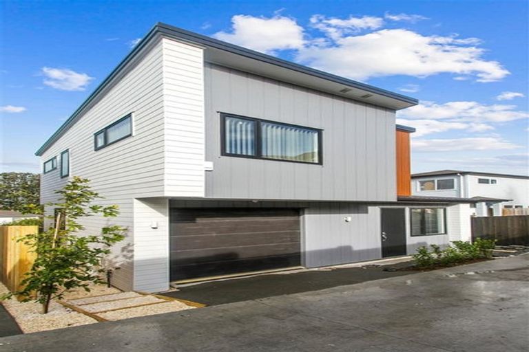 Photo of property in 21d Andrew Road, Howick, Auckland, 2010