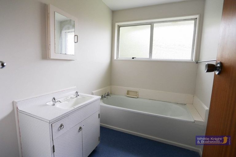 Photo of property in 4/93a Middlepark Road, Sockburn, Christchurch, 8042