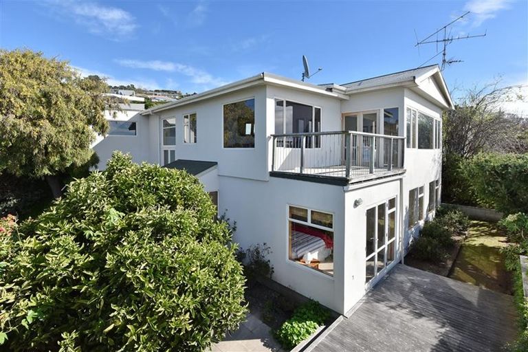 Photo of property in 75 Moncks Spur Road, Redcliffs, Christchurch, 8081