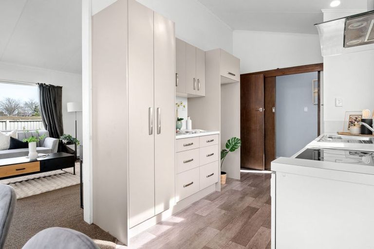 Photo of property in 4 Elmwood Crescent, Pukete, Hamilton, 3200