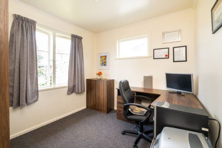 Photo of property in 42 Oldham Avenue, Onekawa, Napier, 4110