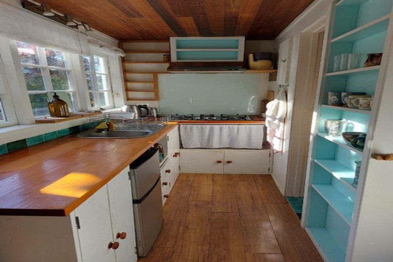 Photo of property in 197 Parker Road, Oratia, Auckland, 0604