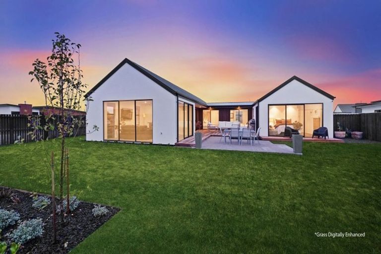 Photo of property in 11 Westmere Mews, West Melton, 7618