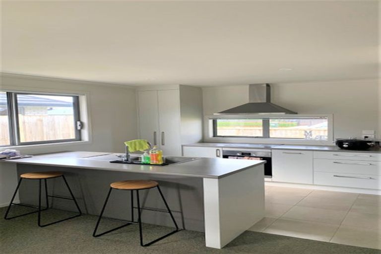 Photo of property in 73 Watkins Road, Cambridge, 3434