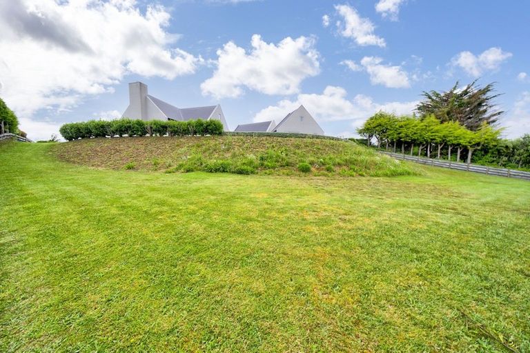 Photo of property in 71 Kirton Drive, Riverstone Terraces, Upper Hutt, 5018