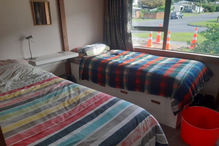 Photo of property in 54 York Street, Picton, 7220