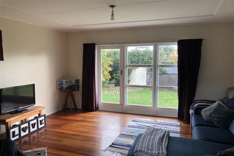 Photo of property in 2/46 Fergusson Street, Stoke, Nelson, 7011