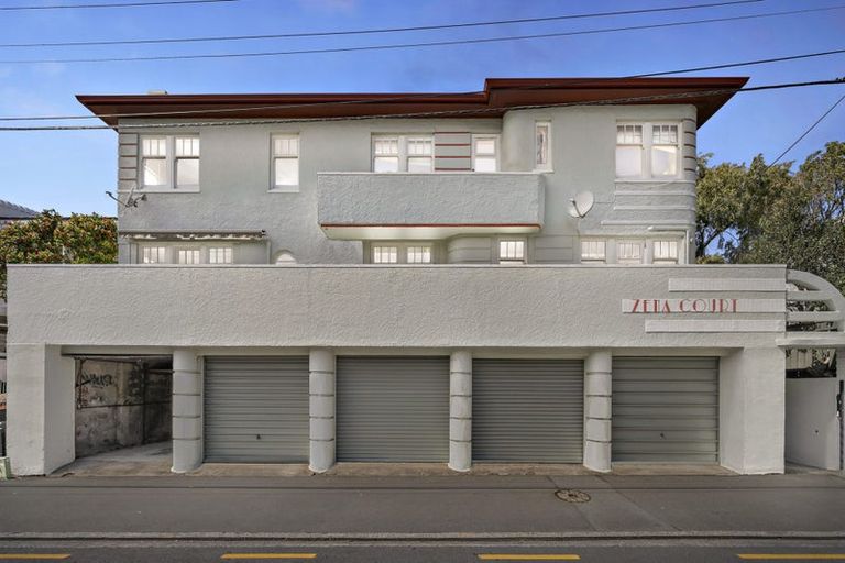 Photo of property in Zena Court, 6/11 Dufferin Street, Mount Victoria, Wellington, 6021