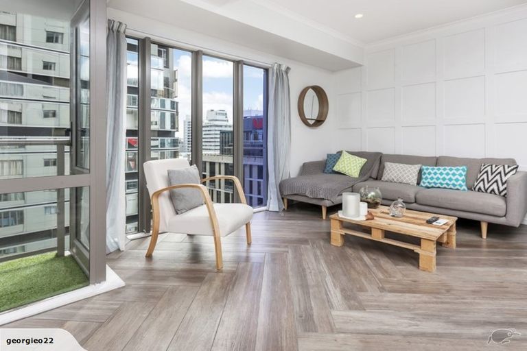 Photo of property in 1 Emily Place, Bellevue, Tauranga, 3110