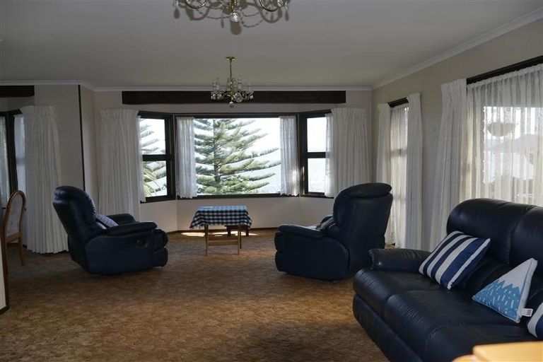 Photo of property in 2021 Whangarei Heads Road, Whangarei Heads, Whangarei, 0174