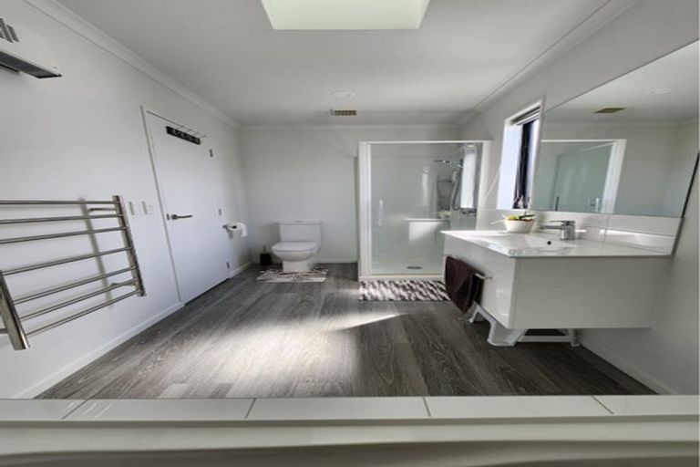 Photo of property in 9 Mccrorie Road, Wigram, Christchurch, 8025