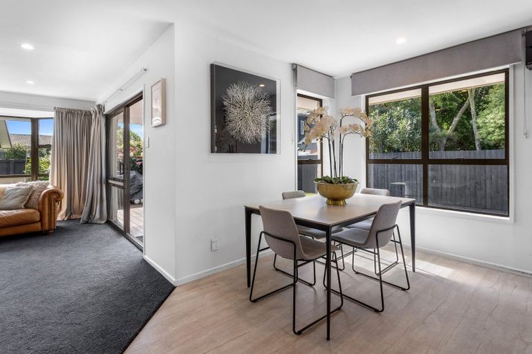 Photo of property in 1/12 Camrose Place, Ilam, Christchurch, 8041