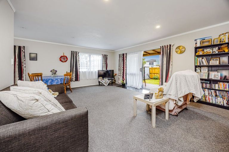 Photo of property in 22 Wayne Drive, Mangere, Auckland, 2022