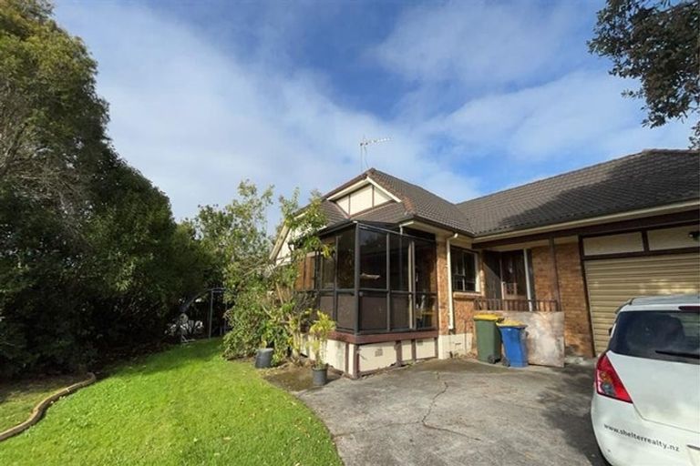Photo of property in 139 Mcleod Road, Te Atatu South, Auckland, 0610