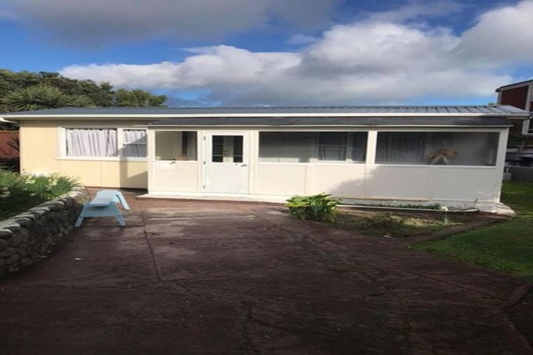 Photo of property in 37 Kapiti Road, Paraparaumu, 5032